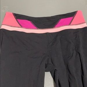 Lululemon size 8 reversible groove pant black